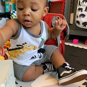 Black white and grey vans Sz. 4